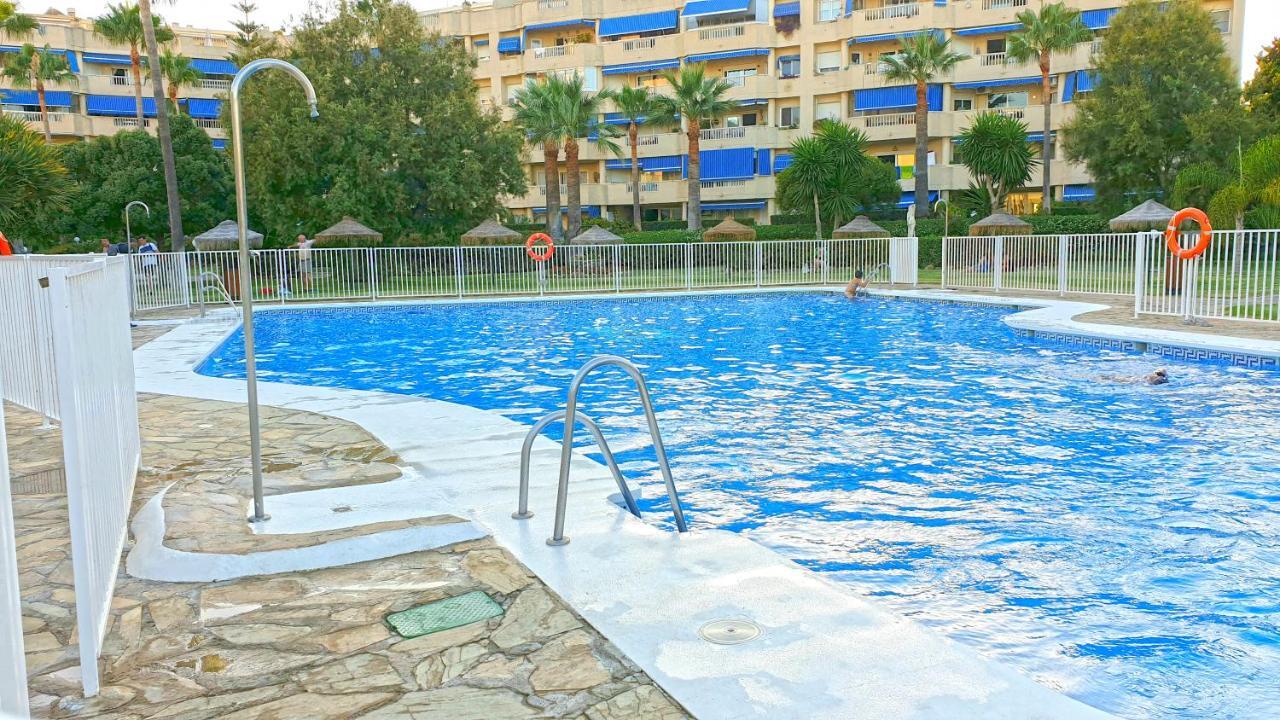 Golf Coast Los Alamos, Primera Linea De Playa Torremolinos Exterior foto